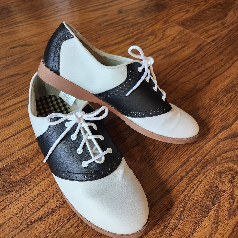 Zara Two-Tone Black and White Oxfords